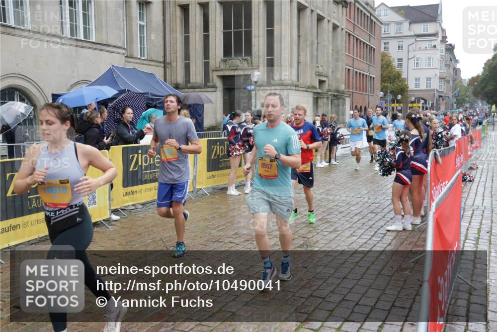 13.09.2026 - Kiel Lauf Yannick Fuchs http://msf.ph/oto/10490041 13.09.2026 11:45:35 Laufen 111394, 10618, 8957 meine-sportfotos.de