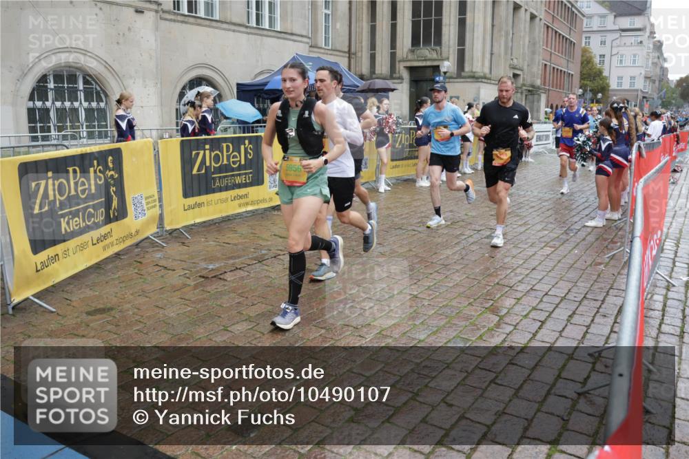 13.09.2026 - Kiel Lauf Yannick Fuchs http://msf.ph/oto/10490107 13.09.2026 11:46:04 Laufen 6, 39, 5956 meine-sportfotos.de