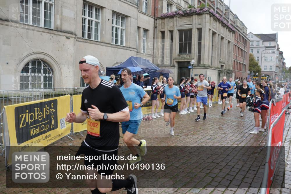 13.09.2026 - Kiel Lauf Yannick Fuchs http://msf.ph/oto/10490136 13.09.2026 11:46:17 Laufen 12002 meine-sportfotos.de