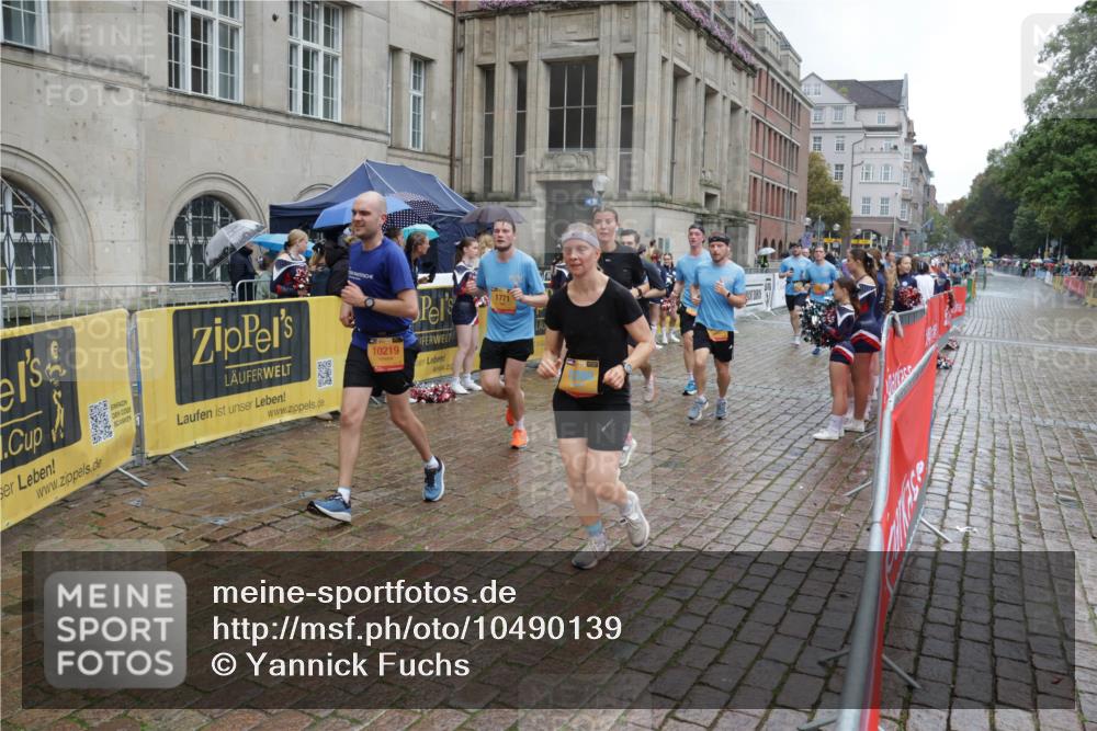 13.09.2026 - Kiel Lauf Yannick Fuchs http://msf.ph/oto/10490139 13.09.2026 11:46:20 Laufen 10219, 1771 meine-sportfotos.de