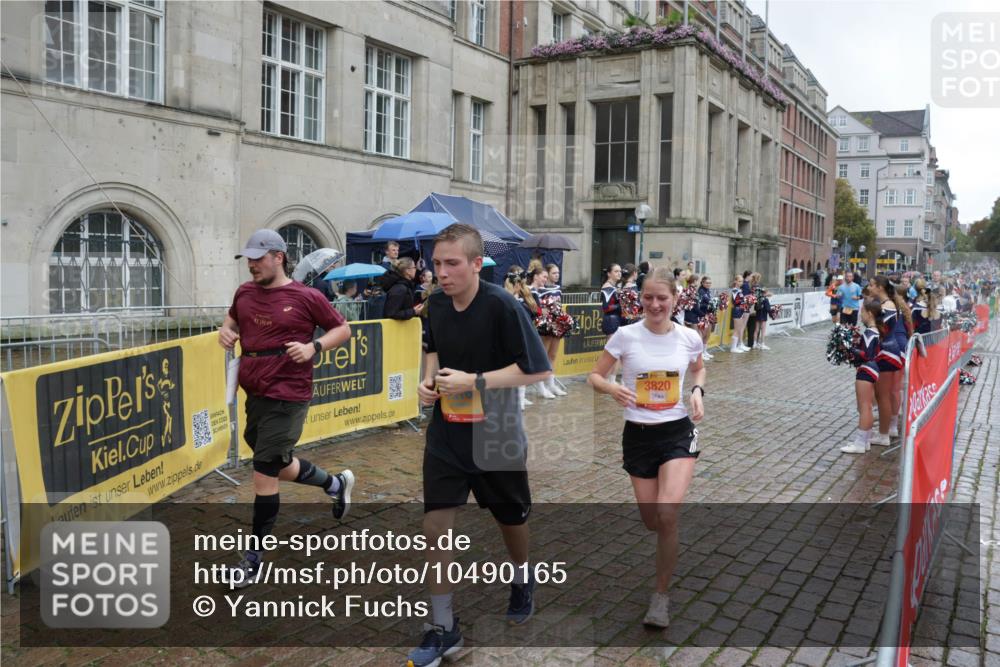13.09.2026 - Kiel Lauf Yannick Fuchs http://msf.ph/oto/10490165 13.09.2026 11:46:27 Laufen 2, 195, 3820 meine-sportfotos.de