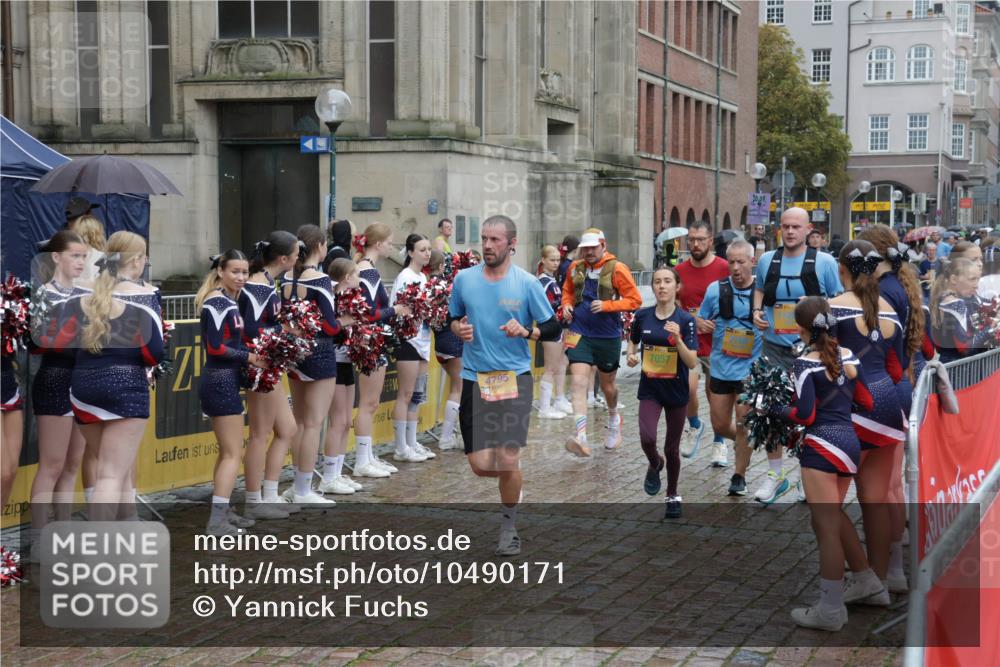 13.09.2026 - Kiel Lauf Yannick Fuchs http://msf.ph/oto/10490171 13.09.2026 11:46:30 Laufen 4795, 7057, 20, 09 meine-sportfotos.de