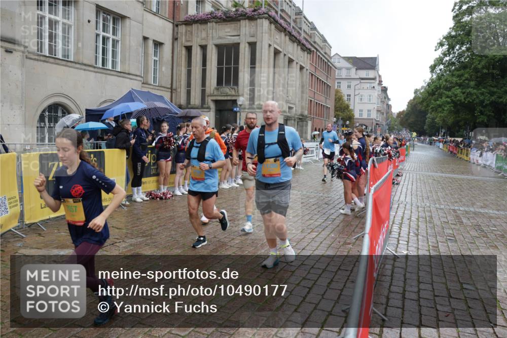 13.09.2026 - Kiel Lauf Yannick Fuchs http://msf.ph/oto/10490177 13.09.2026 11:46:32 Laufen  meine-sportfotos.de