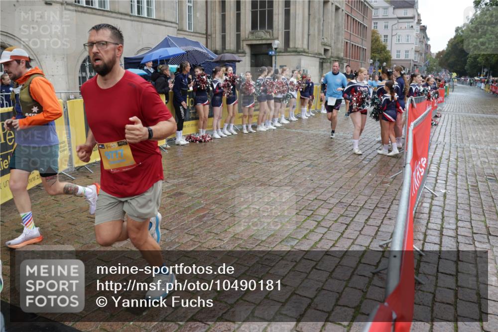 13.09.2026 - Kiel Lauf Yannick Fuchs http://msf.ph/oto/10490181 13.09.2026 11:46:34 Laufen 38 meine-sportfotos.de