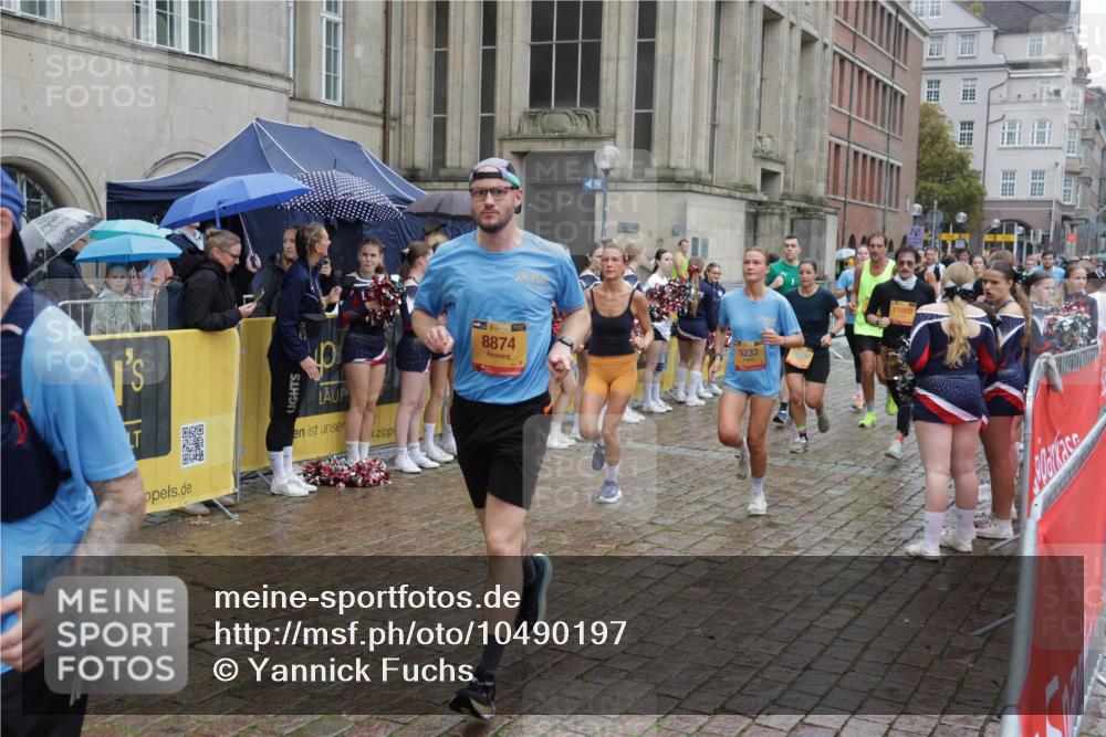 13.09.2026 - Kiel Lauf Yannick Fuchs http://msf.ph/oto/10490197 13.09.2026 11:46:41 Laufen 8874 meine-sportfotos.de