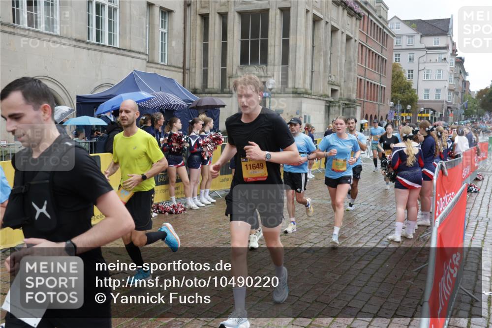 13.09.2026 - Kiel Lauf Yannick Fuchs http://msf.ph/oto/10490220 13.09.2026 11:46:50 Laufen 11649 meine-sportfotos.de