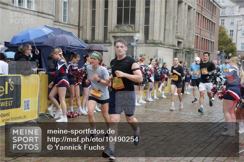13.09.2026 - Kiel Lauf Yannick Fuchs http://msf.ph/oto/10490254 13.09.2026 11:47:07 Laufen 2, 9753, 39, 6146, 3605 meine-sportfotos.de
