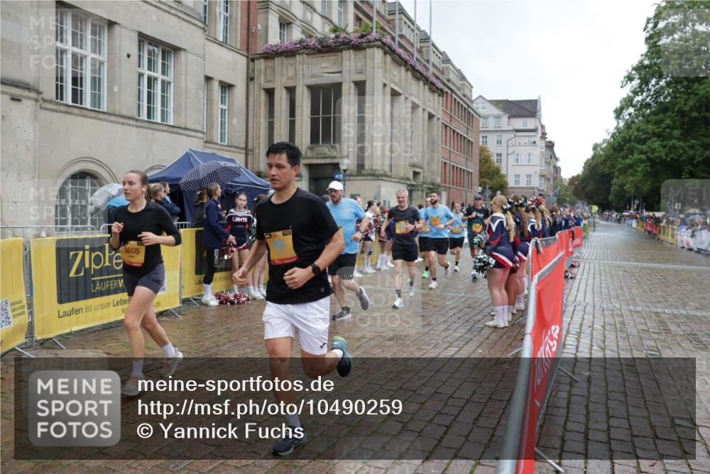 13.09.2026 - Kiel Lauf Yannick Fuchs http://msf.ph/oto/10490259 13.09.2026 11:47:10 Laufen 3605 meine-sportfotos.de