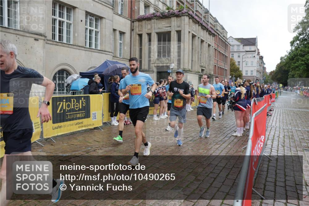 13.09.2026 - Kiel Lauf Yannick Fuchs http://msf.ph/oto/10490265 13.09.2026 11:47:12 Laufen 1, 39, 3404, 1681, 8165 meine-sportfotos.de