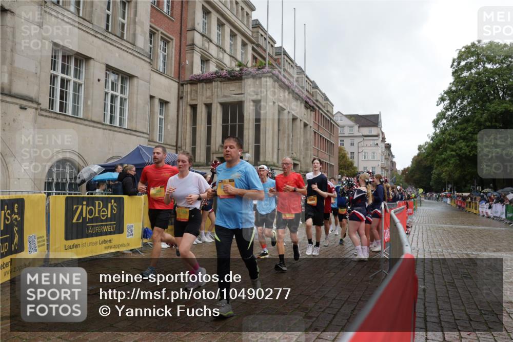 13.09.2026 - Kiel Lauf Yannick Fuchs http://msf.ph/oto/10490277 13.09.2026 11:47:20 Laufen 12733, 8243 meine-sportfotos.de