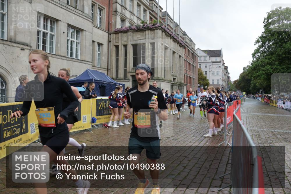 13.09.2026 - Kiel Lauf Yannick Fuchs http://msf.ph/oto/10490388 13.09.2026 11:48:03 Laufen 1, 39, 2900, 39, 2881 meine-sportfotos.de
