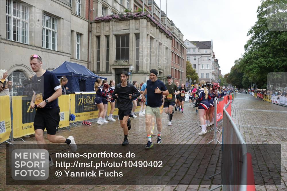 13.09.2026 - Kiel Lauf Yannick Fuchs http://msf.ph/oto/10490402 13.09.2026 11:48:10 Laufen 4123 meine-sportfotos.de