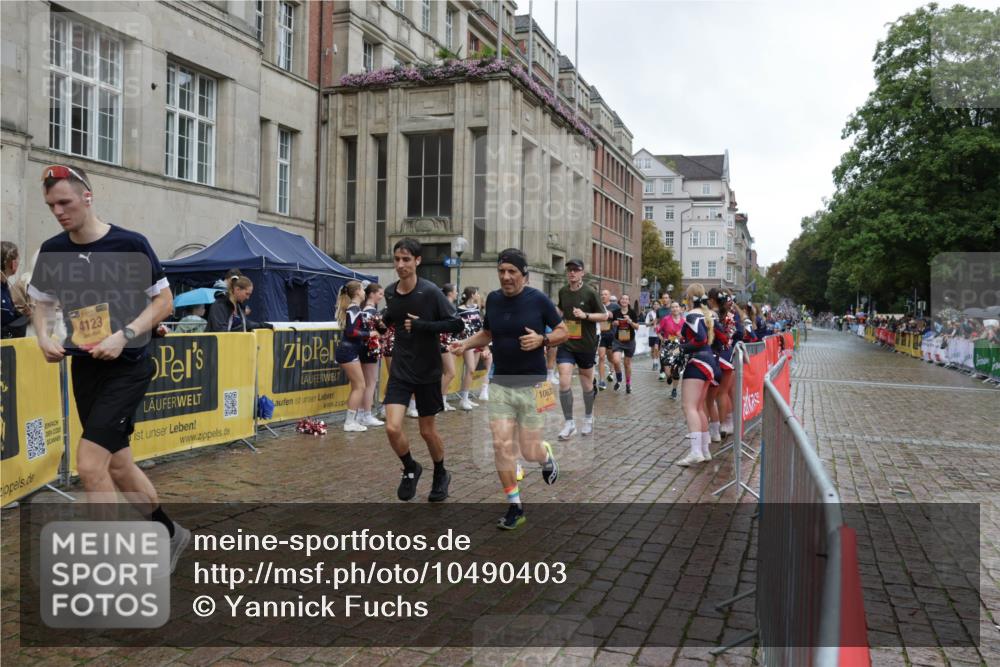 13.09.2026 - Kiel Lauf Yannick Fuchs http://msf.ph/oto/10490403 13.09.2026 11:48:10 Laufen 4123, 1063 meine-sportfotos.de