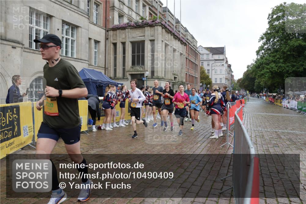 13.09.2026 - Kiel Lauf Yannick Fuchs http://msf.ph/oto/10490409 13.09.2026 11:48:12 Laufen 7220 meine-sportfotos.de