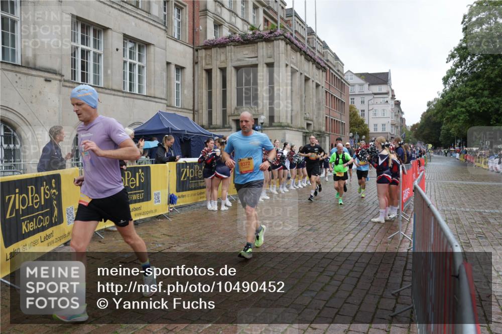 13.09.2026 - Kiel Lauf Yannick Fuchs http://msf.ph/oto/10490452 13.09.2026 11:48:27 Laufen 8372 meine-sportfotos.de