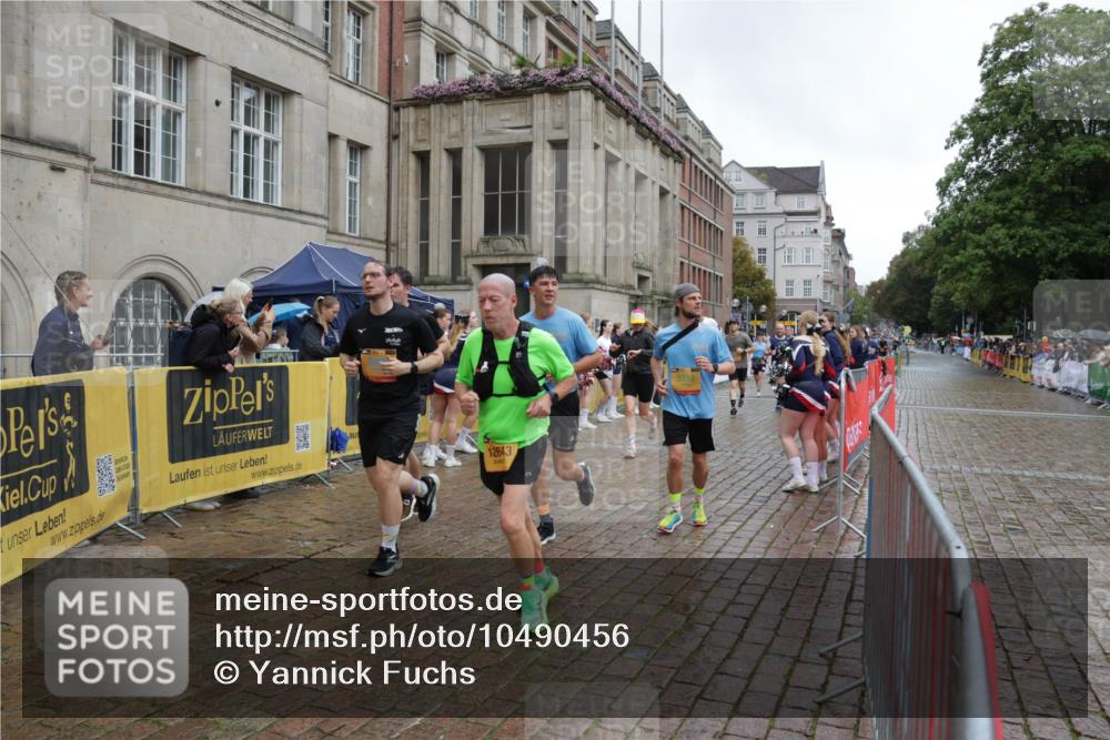 13.09.2026 - Kiel Lauf Yannick Fuchs http://msf.ph/oto/10490456 13.09.2026 11:48:29 Laufen 12643, 5310 meine-sportfotos.de