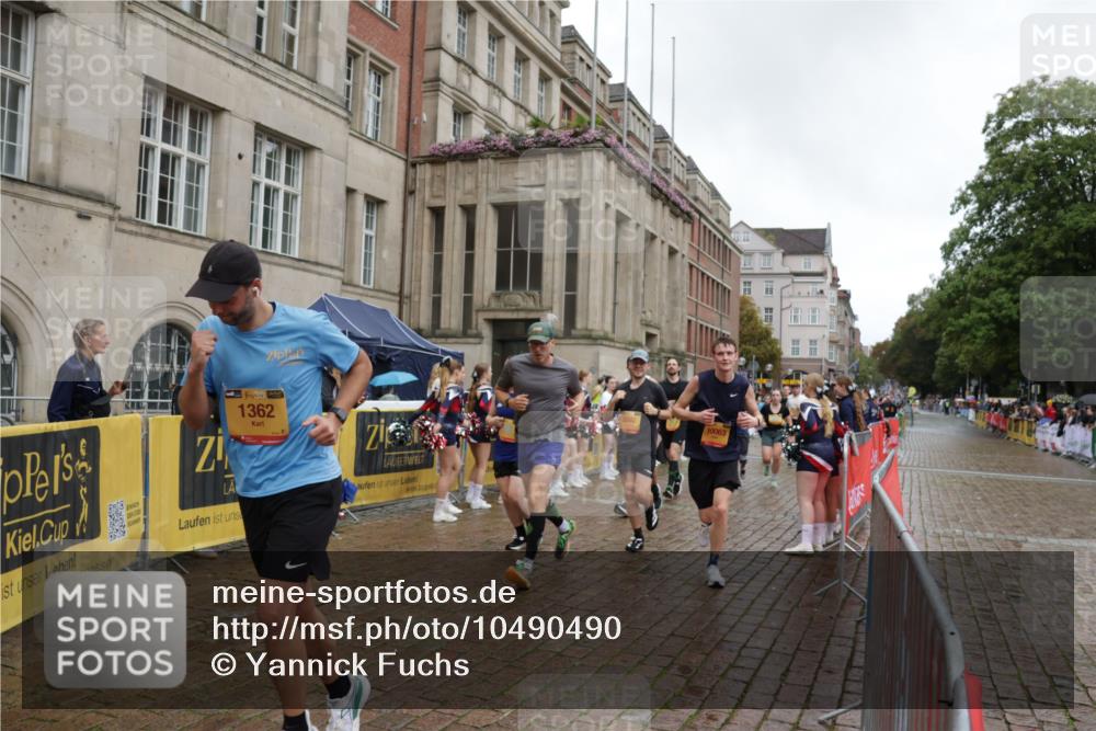 13.09.2026 - Kiel Lauf Yannick Fuchs http://msf.ph/oto/10490490 13.09.2026 11:48:43 Laufen  meine-sportfotos.de