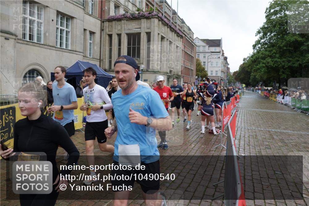 13.09.2026 - Kiel Lauf Yannick Fuchs http://msf.ph/oto/10490540 13.09.2026 11:49:03 Laufen  meine-sportfotos.de