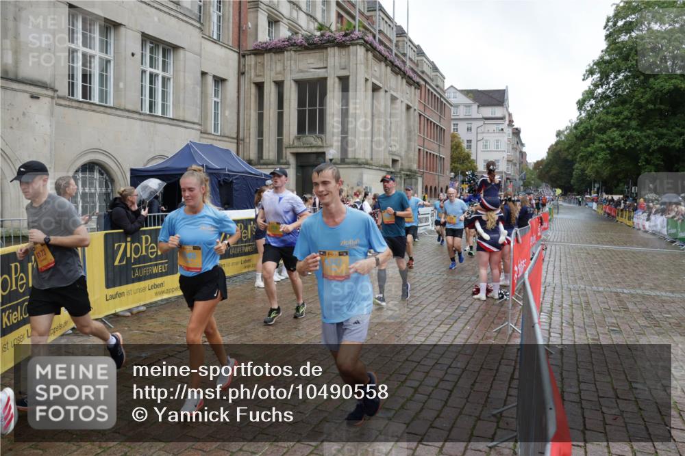 13.09.2026 - Kiel Lauf Yannick Fuchs http://msf.ph/oto/10490558 13.09.2026 11:49:10 Laufen  meine-sportfotos.de
