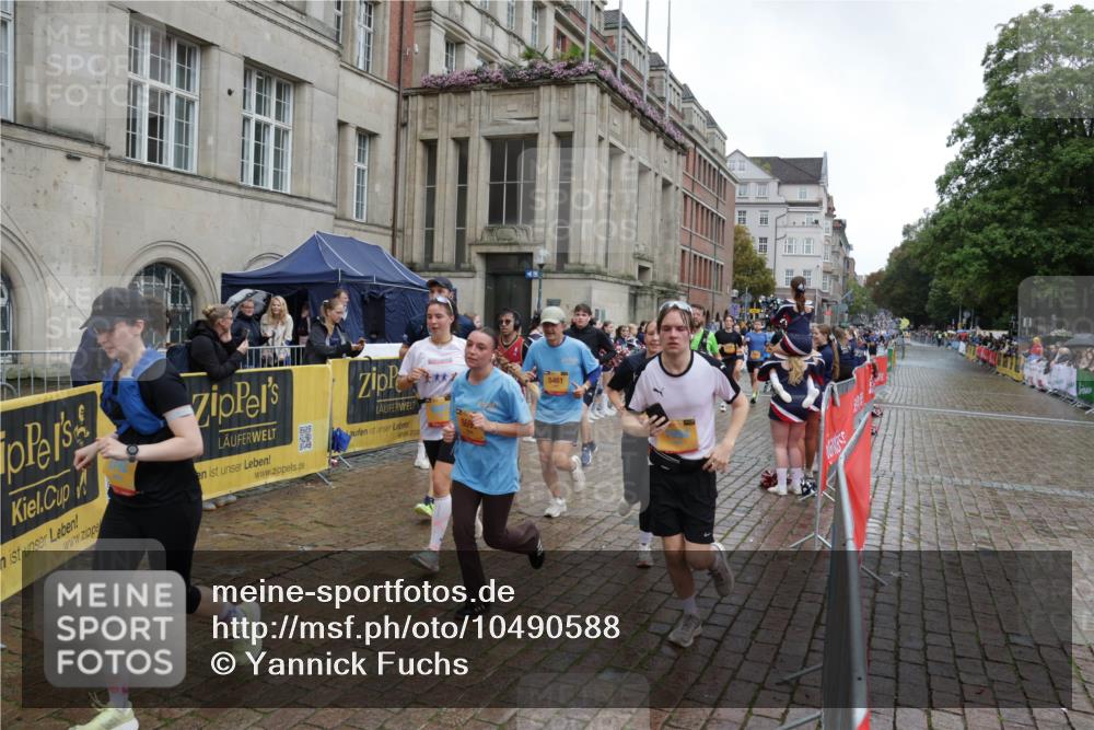 13.09.2026 - Kiel Lauf Yannick Fuchs http://msf.ph/oto/10490588 13.09.2026 11:49:20 Laufen  meine-sportfotos.de
