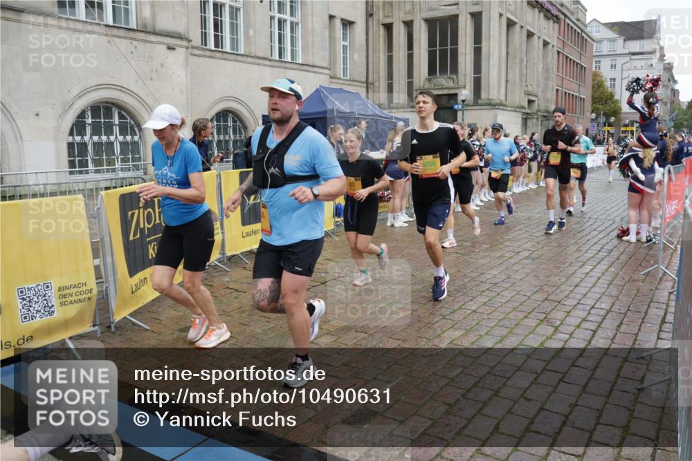 13.09.2026 - Kiel Lauf Yannick Fuchs http://msf.ph/oto/10490631 13.09.2026 11:49:34 Laufen  meine-sportfotos.de