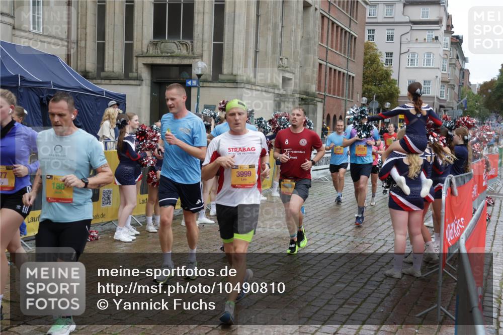 13.09.2026 - Kiel Lauf Yannick Fuchs http://msf.ph/oto/10490810 13.09.2026 11:50:36 Laufen  meine-sportfotos.de
