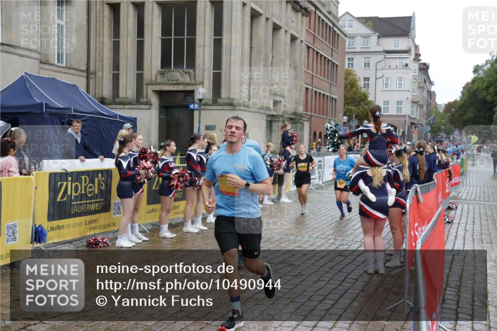 13.09.2026 - Kiel Lauf Yannick Fuchs http://msf.ph/oto/10490944 13.09.2026 11:51:30 Laufen 10 meine-sportfotos.de