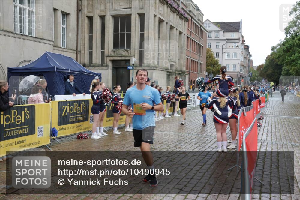 13.09.2026 - Kiel Lauf Yannick Fuchs http://msf.ph/oto/10490945 13.09.2026 11:51:31 Laufen 1236 meine-sportfotos.de