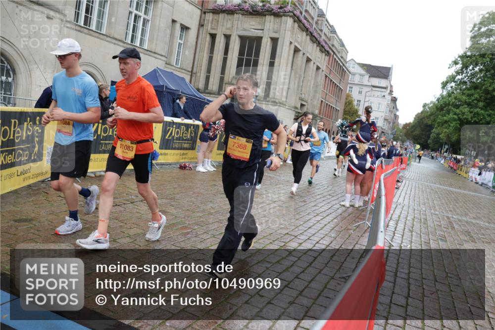 13.09.2026 - Kiel Lauf Yannick Fuchs http://msf.ph/oto/10490969 13.09.2026 11:51:46 Laufen 39, 7368, 084, 11083 meine-sportfotos.de