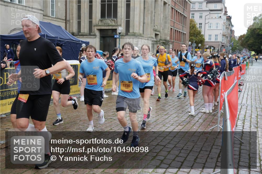 13.09.2026 - Kiel Lauf Yannick Fuchs http://msf.ph/oto/10490998 13.09.2026 11:52:08 Laufen 8550, 11105, 10978, 11, 394, 1230 meine-sportfotos.de