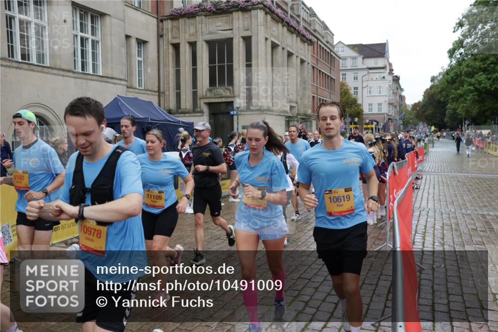 13.09.2026 - Kiel Lauf Yannick Fuchs http://msf.ph/oto/10491009 13.09.2026 11:52:12 Laufen 39, 5192, 10978, 11105, 1381, 10619 meine-sportfotos.de