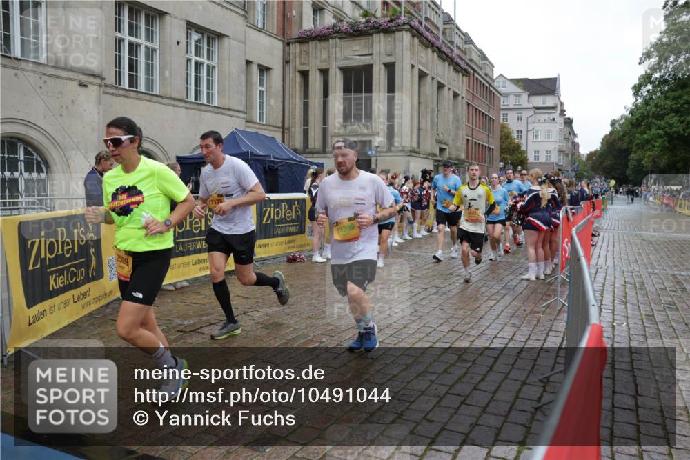 13.09.2026 - Kiel Lauf Yannick Fuchs http://msf.ph/oto/10491044 13.09.2026 11:52:32 Laufen 11178, 11399 meine-sportfotos.de