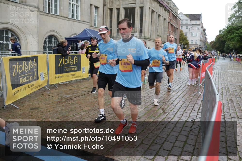 13.09.2026 - Kiel Lauf Yannick Fuchs http://msf.ph/oto/10491053 13.09.2026 11:52:36 Laufen 4660, 38, 11894, 11533, 5696 meine-sportfotos.de