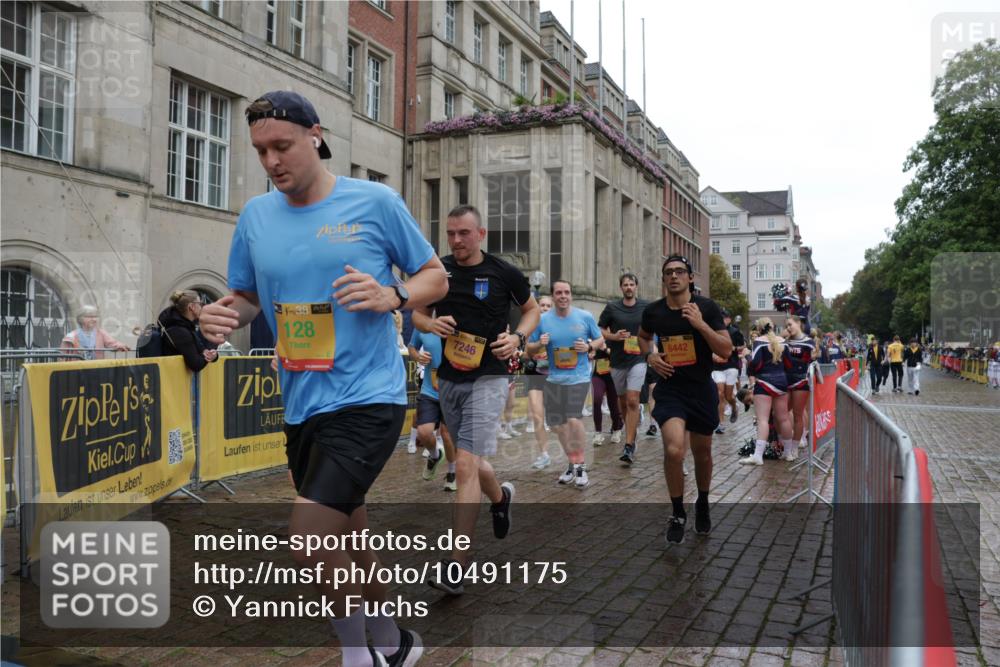13.09.2026 - Kiel Lauf Yannick Fuchs http://msf.ph/oto/10491175 13.09.2026 11:53:47 Laufen 39, 128, 7246, 6442 meine-sportfotos.de