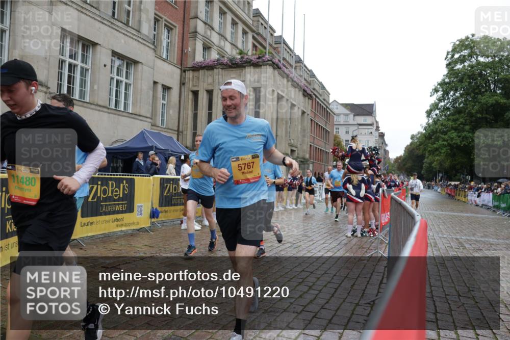 13.09.2026 - Kiel Lauf Yannick Fuchs http://msf.ph/oto/10491220 13.09.2026 11:54:17 Laufen 384, 11480, 5767 meine-sportfotos.de