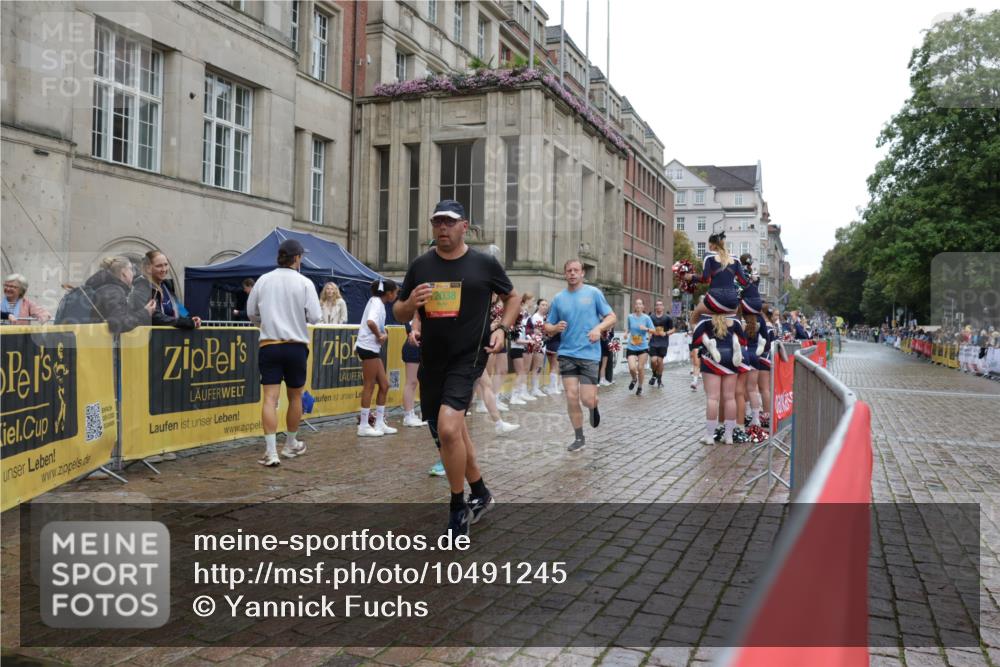 13.09.2026 - Kiel Lauf Yannick Fuchs http://msf.ph/oto/10491245 13.09.2026 11:54:34 Laufen 2038 meine-sportfotos.de