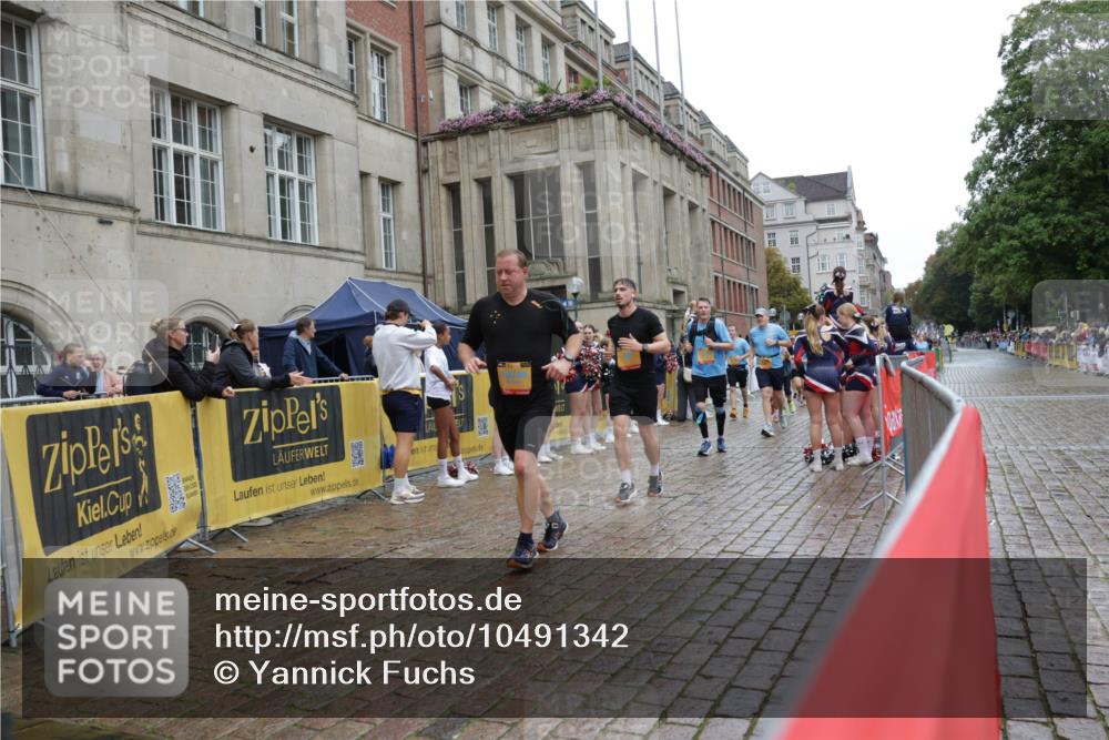 13.09.2026 - Kiel Lauf Yannick Fuchs http://msf.ph/oto/10491342 13.09.2026 11:55:21 Laufen  meine-sportfotos.de