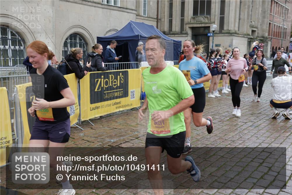 13.09.2026 - Kiel Lauf Yannick Fuchs http://msf.ph/oto/10491411 13.09.2026 11:56:14 Laufen 266, 39, 69, 5031 meine-sportfotos.de