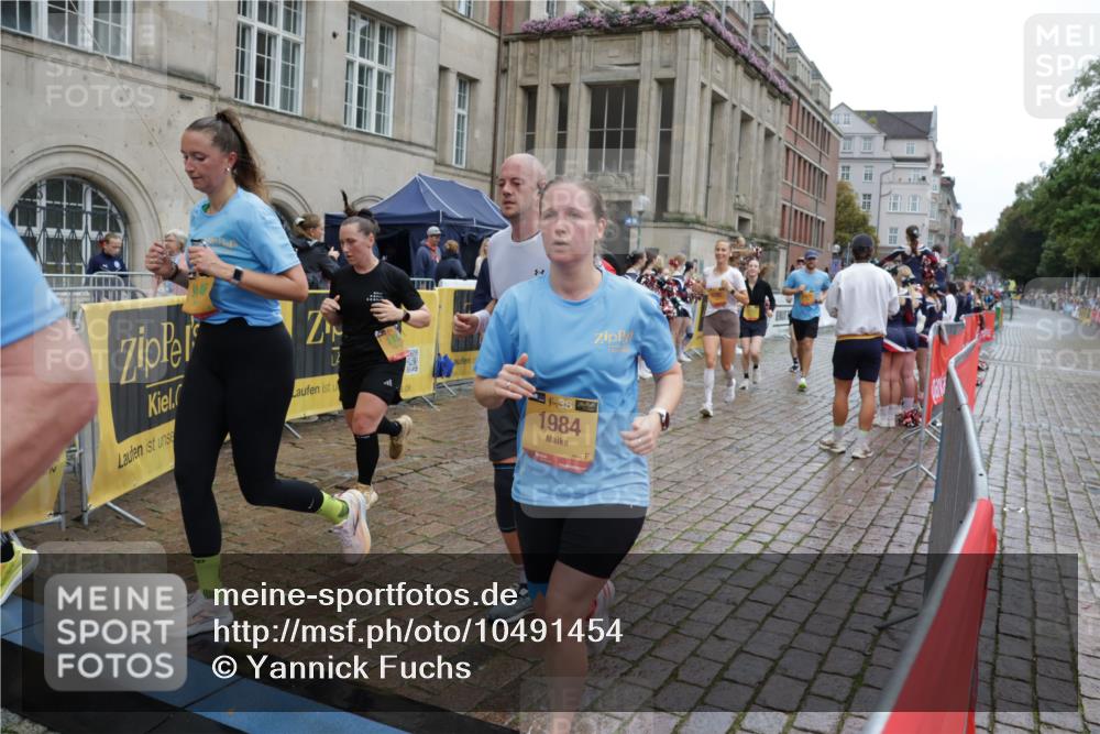 13.09.2026 - Kiel Lauf Yannick Fuchs http://msf.ph/oto/10491454 13.09.2026 11:56:34 Laufen 38, 1984 meine-sportfotos.de