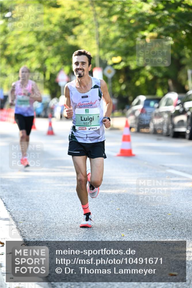 20.09.2026 - PSD Bank Halbmarathon Dr. Thomas Lammeyer http://msf.ph/oto/10491671 20.09.2026 10:29:16 Laufen 1073 meine-sportfotos.de