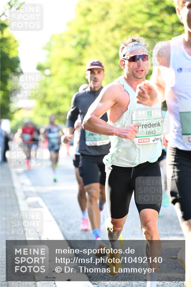 20.09.2026 - PSD Bank Halbmarathon Dr. Thomas Lammeyer http://msf.ph/oto/10492140 20.09.2026 10:31:40 Laufen 1842 meine-sportfotos.de