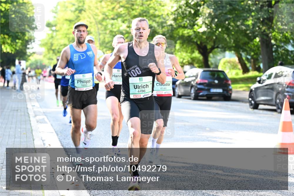 20.09.2026 - PSD Bank Halbmarathon Dr. Thomas Lammeyer http://msf.ph/oto/10492279 20.09.2026 10:32:16 Laufen 1950, 3377, 100, 4496, 4146 meine-sportfotos.de