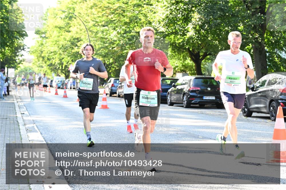20.09.2026 - PSD Bank Halbmarathon Dr. Thomas Lammeyer http://msf.ph/oto/10493428 20.09.2026 10:35:50 Laufen 1721, 1050, 4683, 4651 meine-sportfotos.de