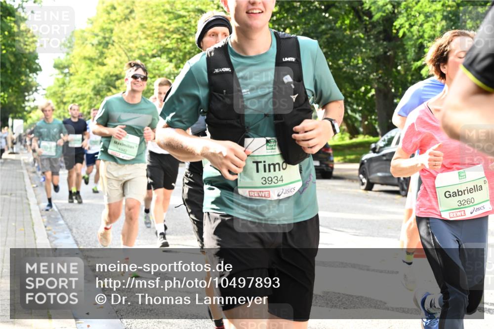 20.09.2026 - PSD Bank Halbmarathon Dr. Thomas Lammeyer http://msf.ph/oto/10497893 20.09.2026 10:48:29 Laufen 1942, 3934, 3260 meine-sportfotos.de