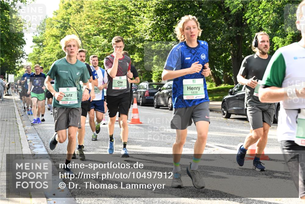 20.09.2026 - PSD Bank Halbmarathon Dr. Thomas Lammeyer http://msf.ph/oto/10497912 20.09.2026 10:48:32 Laufen 4613, 4589, 1839 meine-sportfotos.de