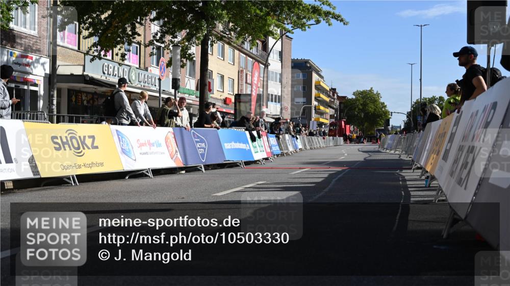 20.09.2026 - PSD Bank Halbmarathon J. Mangold http://msf.ph/oto/10503330 20.09.2026 10:25:08 Ziel  meine-sportfotos.de