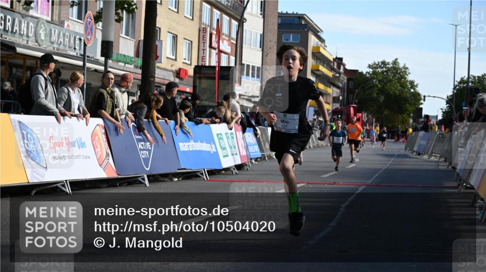 20.09.2026 - PSD Bank Halbmarathon J. Mangold http://msf.ph/oto/10504020 20.09.2026 10:30:13 Ziel 110, 127, 275, 297, 397, 405, 456 meine-sportfotos.de