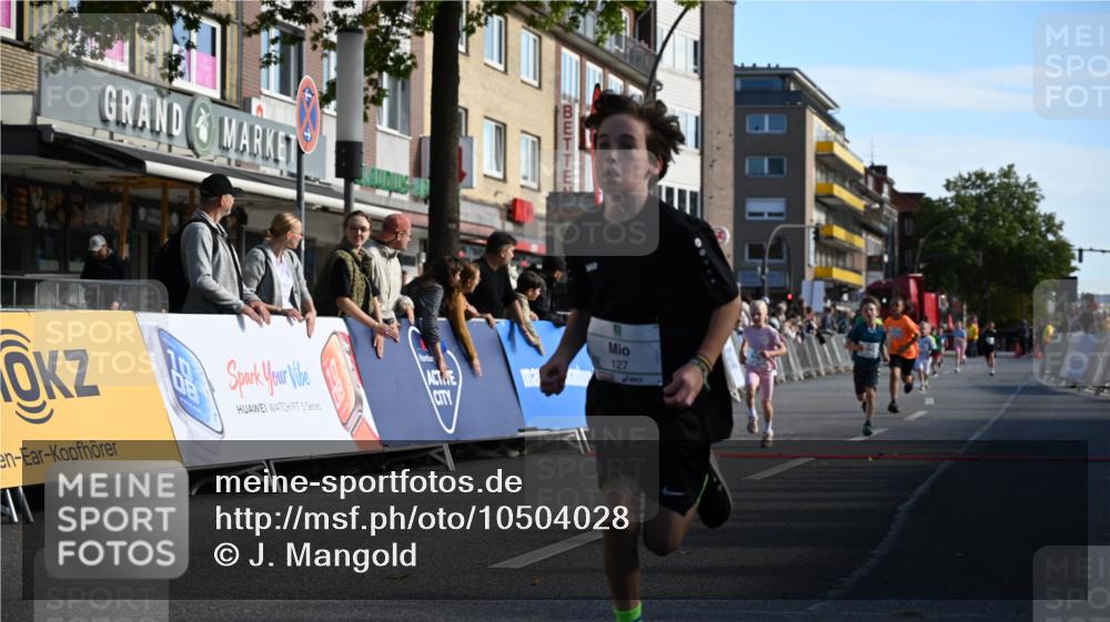 20.09.2026 - PSD Bank Halbmarathon J. Mangold http://msf.ph/oto/10504028 20.09.2026 10:30:13 Ziel 110, 127, 275, 297, 397, 405, 456 meine-sportfotos.de