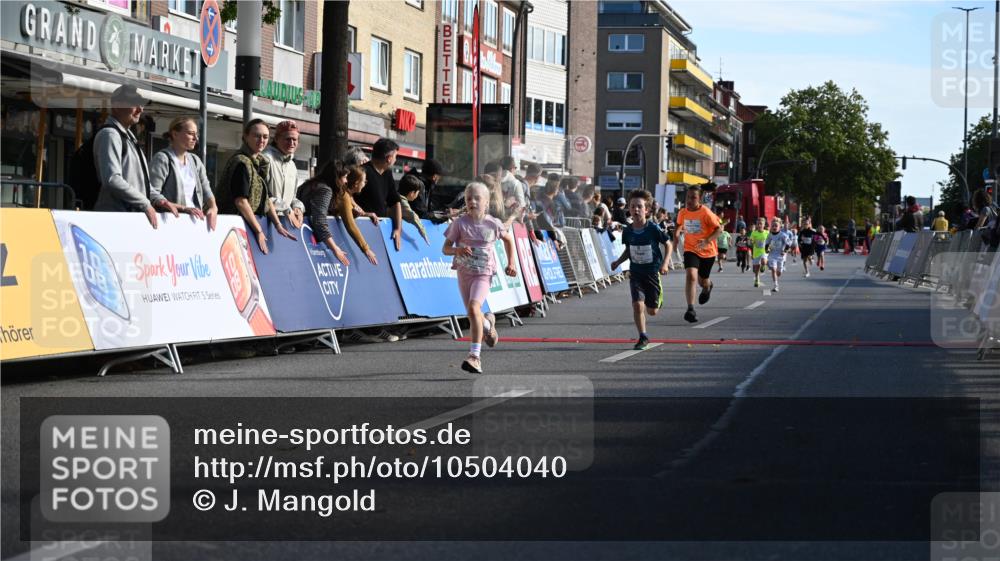 20.09.2026 - PSD Bank Halbmarathon J. Mangold http://msf.ph/oto/10504040 20.09.2026 10:30:15 Ziel 110, 114, 127, 159, 256, 275, 297, 397, 405 meine-sportfotos.de