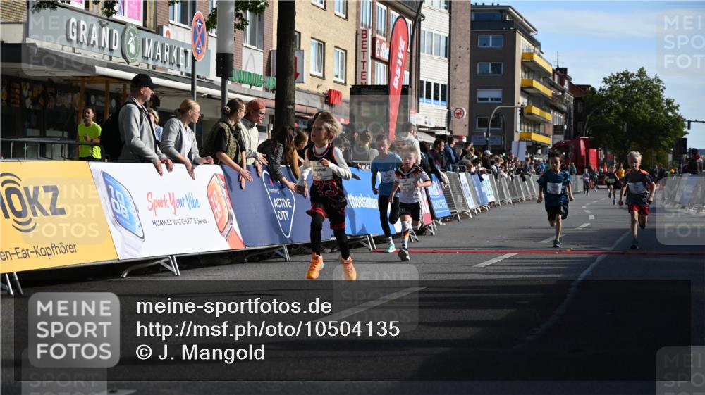 20.09.2026 - PSD Bank Halbmarathon J. Mangold http://msf.ph/oto/10504135 20.09.2026 10:30:37 Ziel 121, 149, 347, 355, 380, 438 meine-sportfotos.de